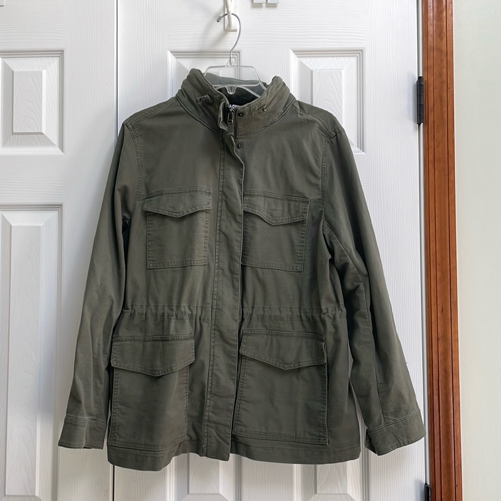 Land’s End olive green ladies 4 pocket jacket, EUC, size Medium Petite